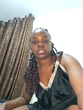 Snapshot of Candybbe19 chatting on 07/13/26, 04:21 Candybbe19 online show from 07/13/26, 04:21