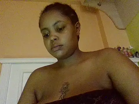 sexychubby22 online show from 05/27/26, 02:36