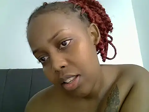 Bianca0011 online show from 06/17/26, 05:21