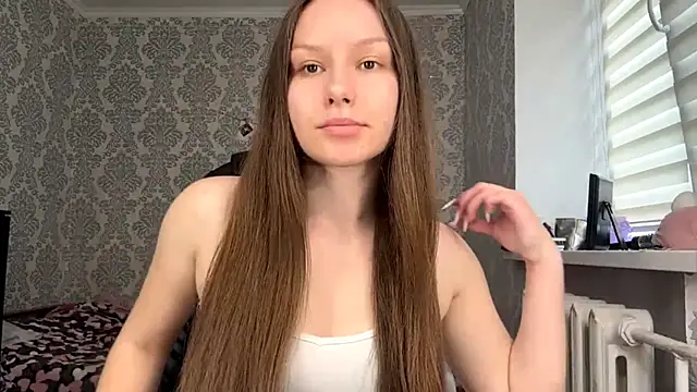 ShaylaChong online show from 06/18/26, 07:30