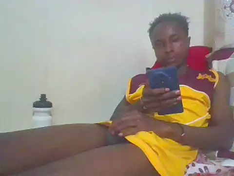 Snapshot of noella23123 chatting on 06/30/26, 09:16 noella23123 online show from 06/30/26, 09:16