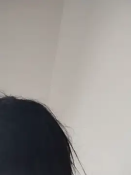 yesleidy online show from 05/17/26, 01:29
