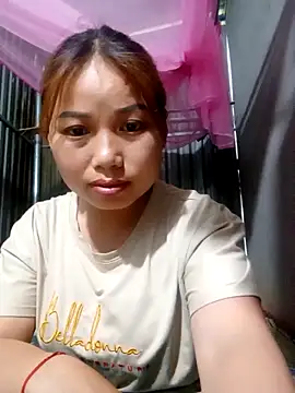 Snapshot of HoaHongXanh22 chatting on 05/27/26, 08:33 HoaHongXanh22 online show from 05/27/26, 08:33