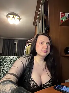 Snapshot of EvaBeautyXxX chatting on 06/09/26, 10:32 EvaBeautyXxX online show from 06/09/26, 10:32