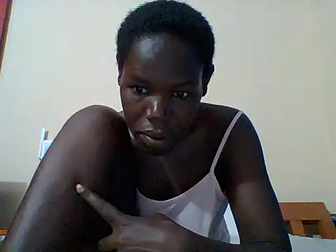 Snapshot of Blacksexyqueen24 chatting on 05/16/26, 06:28 Blacksexyqueen24 online show from 05/16/26, 06:28