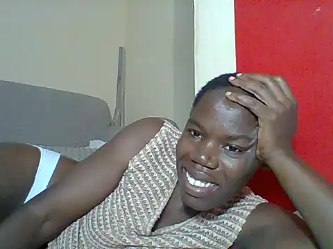 Snapshot of Blacksexyqueen24 chatting on 06/26/26, 08:35 Blacksexyqueen24 online show from 06/26/26, 08:35