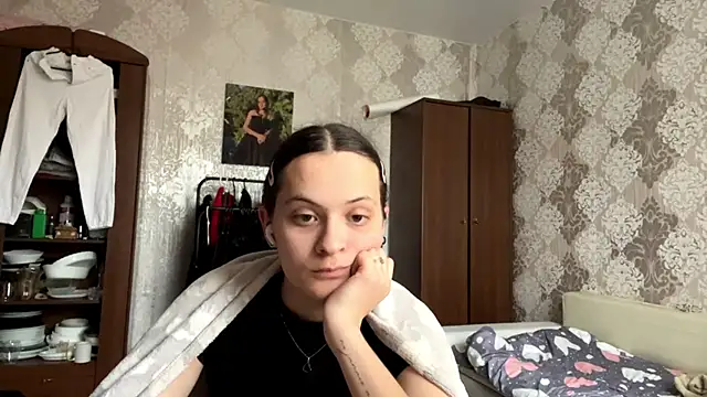 Snapshot of MarlynSiefkes chatting on 06/03/26, 12:52 MarlynSiefkes online show from 06/03/26, 12:52