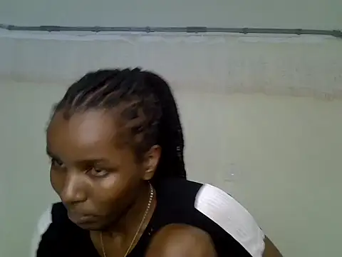 Snapshot of Sexy_vylsa chatting on 06/20/26, 06:44 Sexy vylsa online show from 06/20/26, 06:44