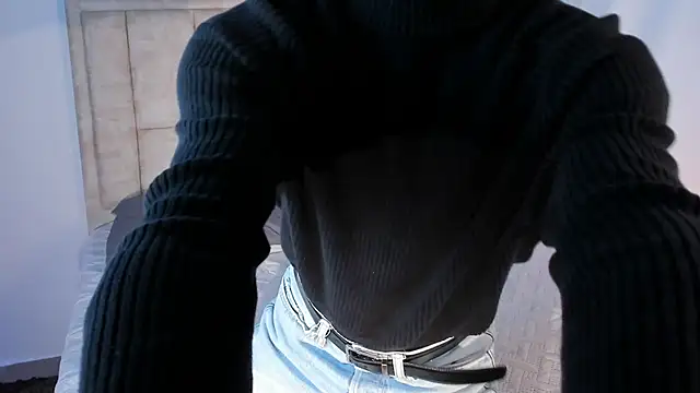 Snapshot of Luch609 chatting on 05/18/26, 03:07 Luch609 online show from 05/18/26, 03:07