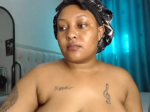 Snapshot of Mamacita_Boo chatting on 06/19/26, 12:53 Mamacita Boo online show from 06/19/26, 12:53