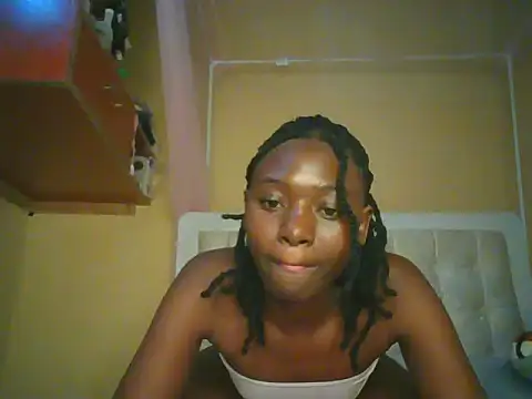 Preetygirlyz online show from 06/10/26, 03:55
