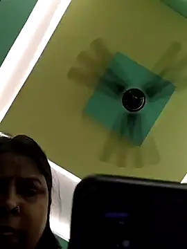 Heena09 online show from 05/17/26, 10:11
