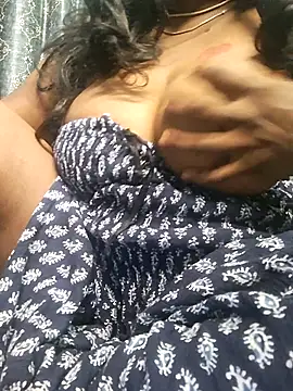 Tamil-ammukutty18 online show from 07/10/26, 01:54