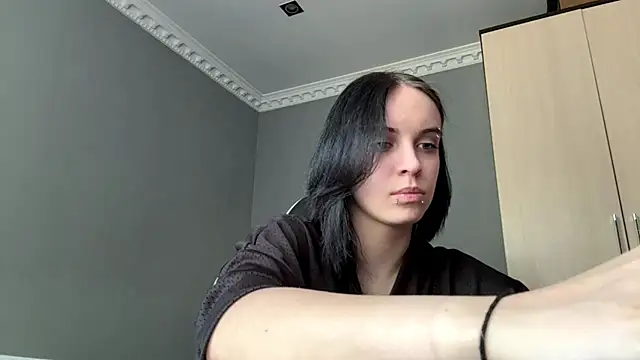 illiebilish online show from 06/13/26, 07:50