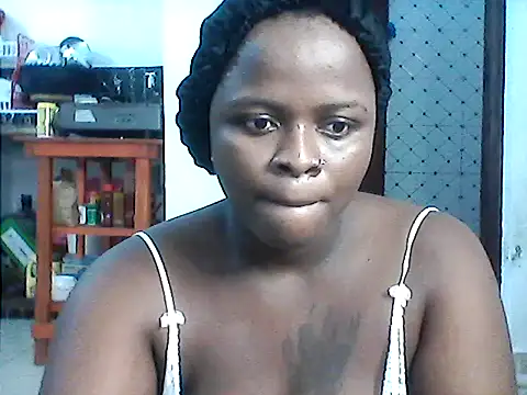 Snapshot of savage_bebes chatting on 05/18/26, 06:47 savage bebes online show from 05/18/26, 06:47