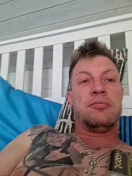 Snapshot of swissguy007 chatting on 05/25/26, 03:07 swissguy007 online show from 05/25/26, 03:07