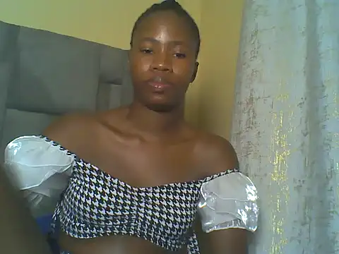 Cuteebony16 online show from 05/19/26, 03:18