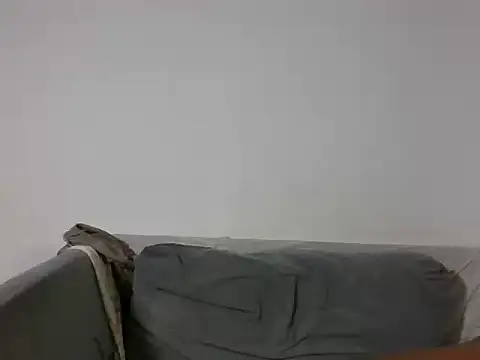 Snapshot of Sleek_petite chatting on 06/01/26, 06:20 Sleek petite online show from 06/01/26, 06:20