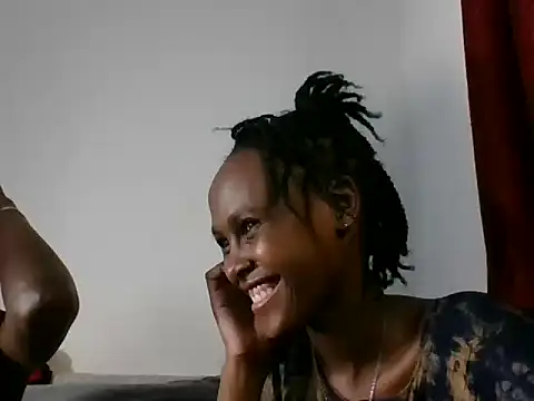 Snapshot of Sleek_petite chatting on 06/08/26, 03:29 Sleek petite online show from 06/08/26, 03:29