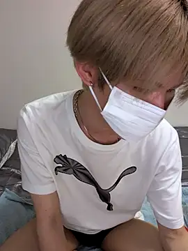 Snapshot of hayato_07 chatting on 07/15/26, 02:44 hayato 07 online show from 07/15/26, 02:44