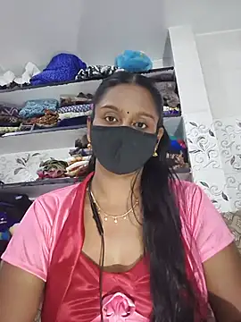 Snapshot of madhushree143 chatting on 07/18/26, 05:50 madhushree143 online show from 07/18/26, 05:50