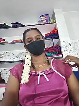 Snapshot of madhushree143 chatting on 07/21/26, 12:40 madhushree143 online show from 07/21/26, 12:40