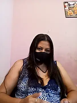 Snapshot of Miss_kirtii chatting on 06/05/26, 06:52 Miss kirtii online show from 06/05/26, 06:52