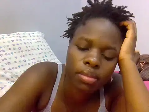 Snapshot of ebonyprincess2 chatting on 06/21/26, 05:54 ebonyprincess2 online show from 06/21/26, 05:54