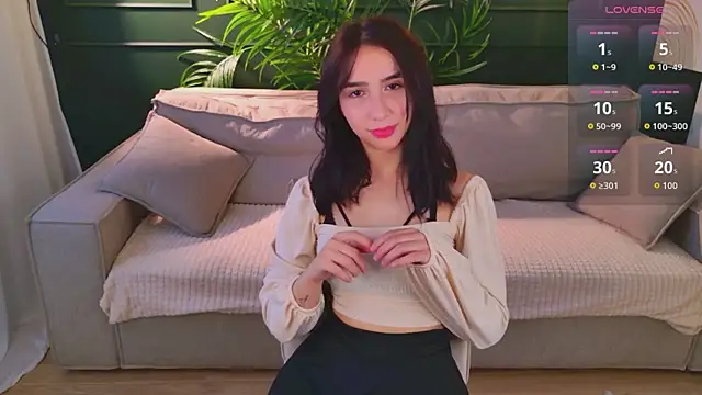 Snapshot of Baby_Miira chatting on 06/12/26, 06:45 Baby Miira online show from 06/12/26, 06:45