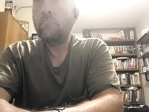 Snapshot of icebergXpress chatting on 06/18/26, 08:14 icebergXpress online show from 06/18/26, 08:14