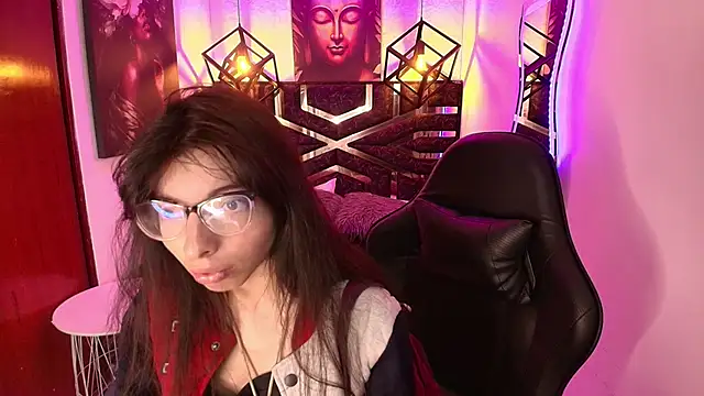 Snapshot of Allyshon_ chatting on 06/22/26, 07:33 Allyshon online show from 06/22/26, 07:33