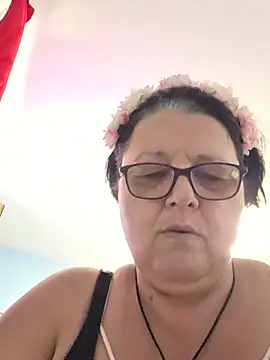 Snapshot of Diana_Diafan chatting on 06/17/26, 12:18 Diana Diafan online show from 06/17/26, 12:18