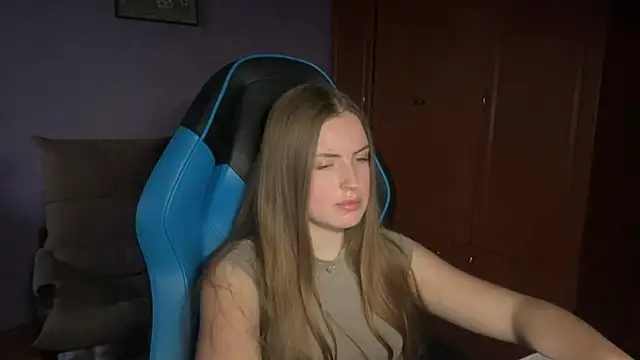 SilkSinner  online show from 06/15/26, 05:37