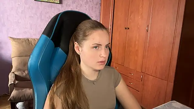 SilkSinner  online show from 06/17/26, 12:29