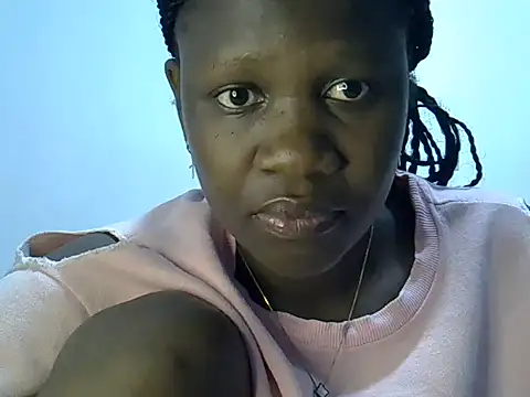 Snapshot of curvyslut20 chatting on 06/27/26, 03:39 curvyslut20 online show from 06/27/26, 03:39