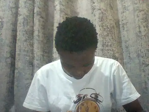 Snapshot of tina_2030 chatting on 06/25/26, 05:34 tina 2030 online show from 06/25/26, 05:34