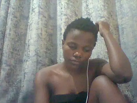Snapshot of tina_2030 chatting on 06/27/26, 12:22 tina 2030 online show from 06/27/26, 12:22