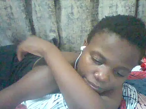 Snapshot of tina_2030 chatting on 06/28/26, 05:41 tina 2030 online show from 06/28/26, 05:41
