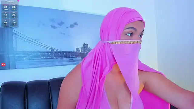Amira 002 online show from 05/19/26, 03:07
