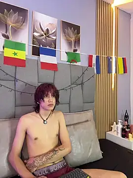 Mika love milo online show from 06/24/26, 03:38