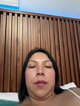 Snapshot of ISABELLA__LUNA chatting on 06/30/26, 01:17 ISABELLA LUNA online show from 06/30/26, 01:17