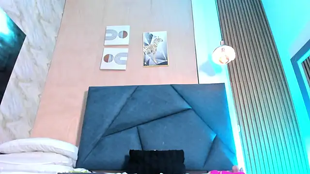 Snapshot of LaurentFerrer chatting on 06/27/26, 12:22 LaurentFerrer online show from 06/27/26, 12:22