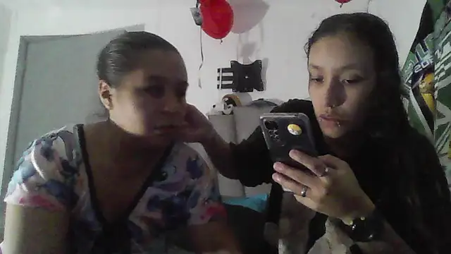 Snapshot of Amber_rose17 chatting on 07/11/26, 12:57 Amber rose17 online show from 07/11/26, 12:57