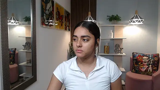 Snapshot of _Lucy_Grey_ chatting on 06/04/26, 11:05 Lucy Grey online show from 06/04/26, 11:05