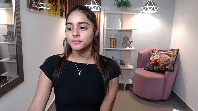 Snapshot of _Lucy_Grey_ chatting on 06/08/26, 11:10 Lucy Grey online show from 06/08/26, 11:10