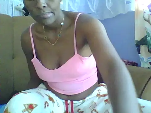 Snapshot of magdah1 chatting on 06/17/26, 01:56 magdah1 online show from 06/17/26, 01:56