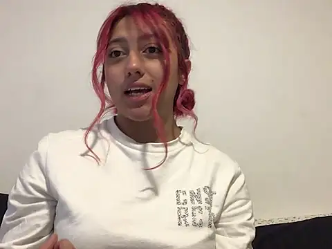 Emma Cut online show from 06/05/26, 07:30