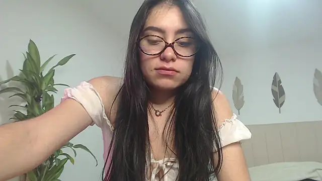 Snapshot of srta_karla98 chatting on 05/20/26, 09:32 srta karla98 online show from 05/20/26, 09:32