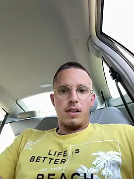 Gio232 online show from 06/17/26, 02:18