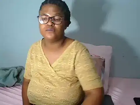 CandyYumsAerolaXX online show from 05/21/26, 09:55